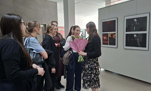 Wernisaż wystawy fotografii student&oacute;w Architektury WBiA - PODPRZESTRZENIE