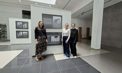 Wernisaż wystawy fotografii student&oacute;w Architektury WBiA - PODPRZESTRZENIE